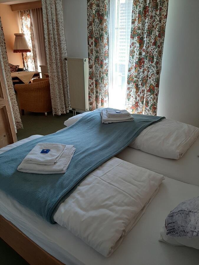Hotel Landgasthof Frankenstern Goessweinstein Dış mekan fotoğraf