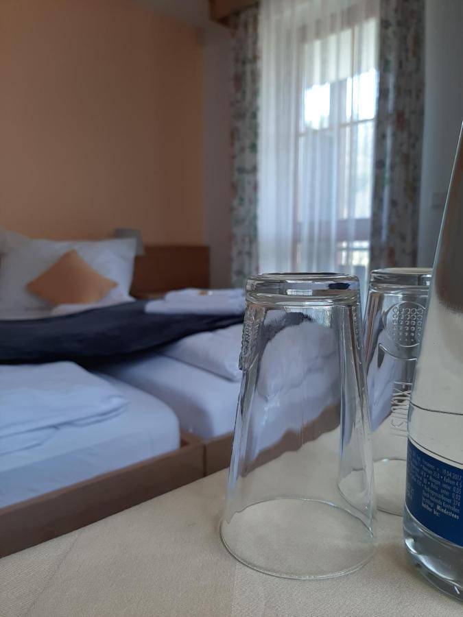 Hotel Landgasthof Frankenstern Goessweinstein Dış mekan fotoğraf